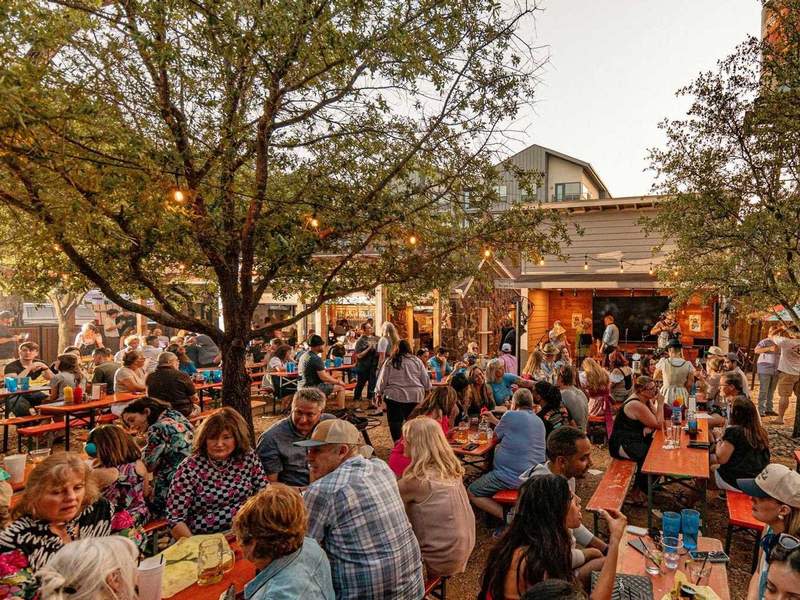 Crystal Springs HIdeaway | The outdoor patio at Crystal Springs Hideaway. | Crystal Springs Hideaway/Facebook