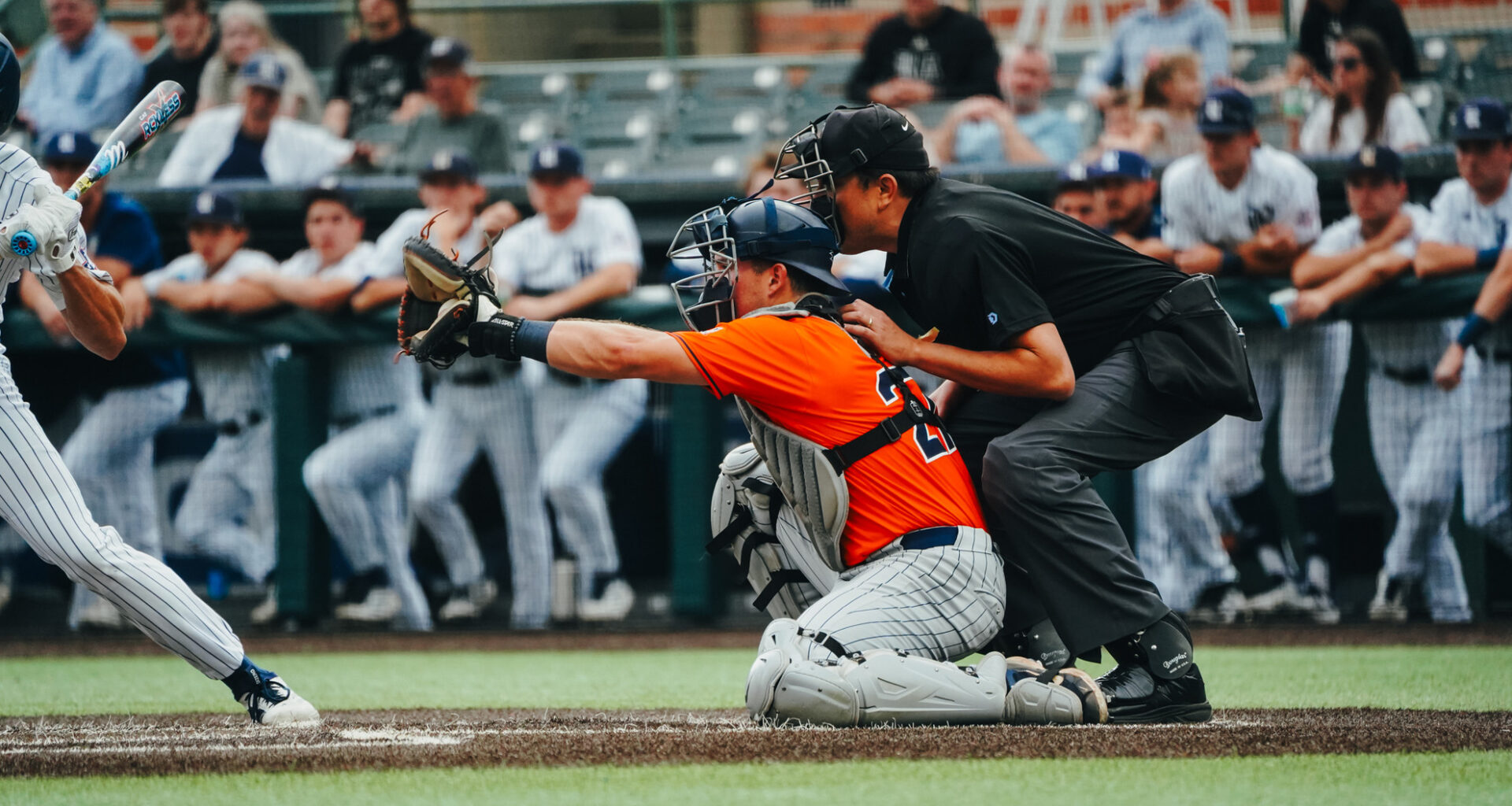 Bulls and Roadrunners Clash in San Antonio - UTSA Athletics