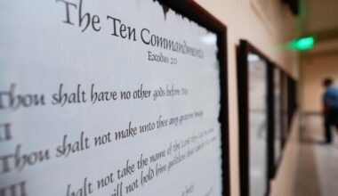 Federal appeals court upholds Texas law requiring Ten Commandments in classrooms