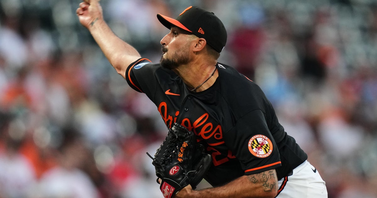 Texas Rangers beat Baltimore Orioles 8-5 after neither pitcher makes it through the 5th