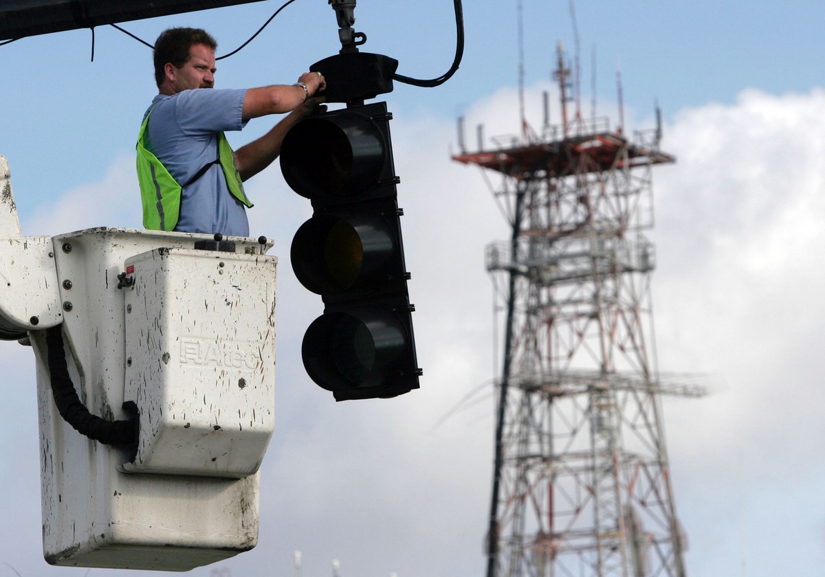 What You Need To Know About El Paso's Traffic Signal System