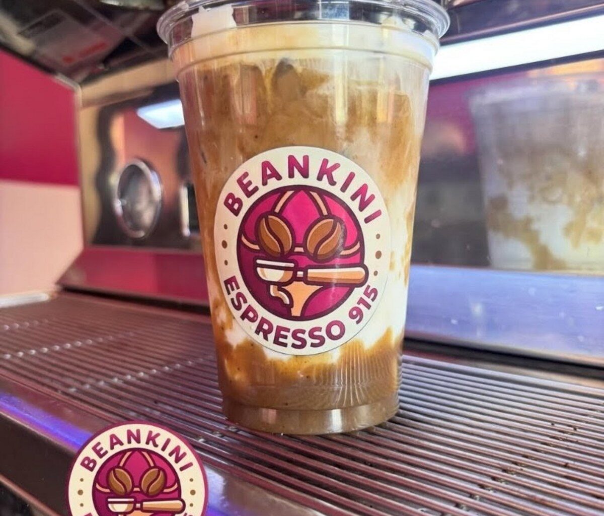 Mixed Reactions To El Paso's New Bikini Coffee Stand