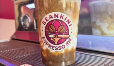 Mixed Reactions To El Paso's New Bikini Coffee Stand