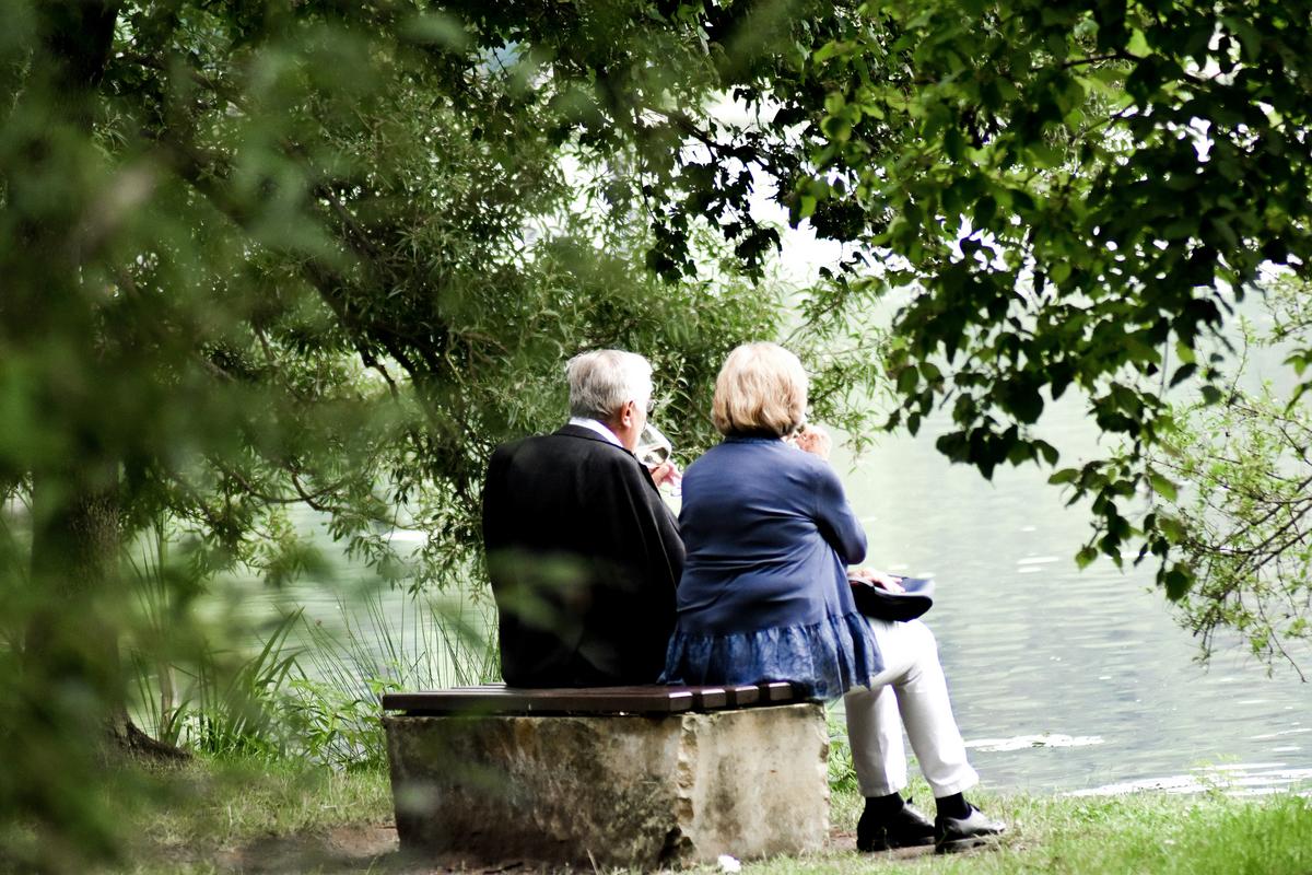 Lubbock's Take On Aging: Humor And Everyday Challenges