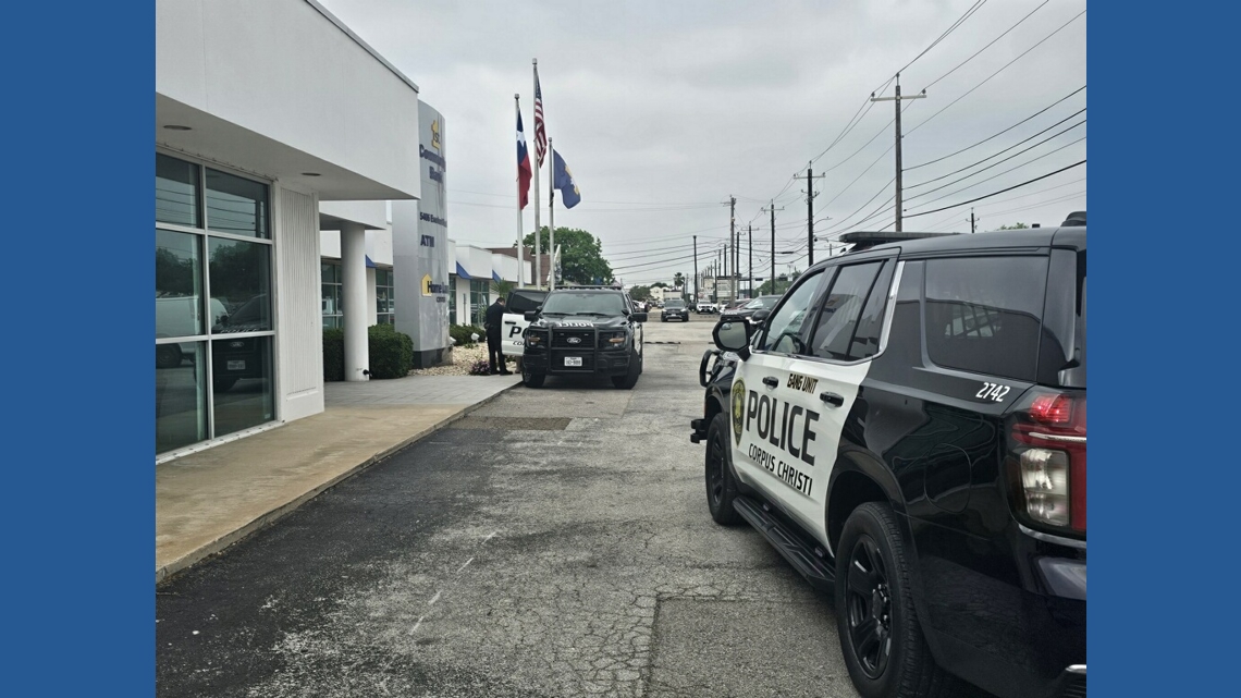 Corpus Christi police responded to suspicious person call at bank