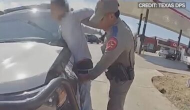 Teens accused of attempting to flee from officers during traffic stop in southwest San Antonio