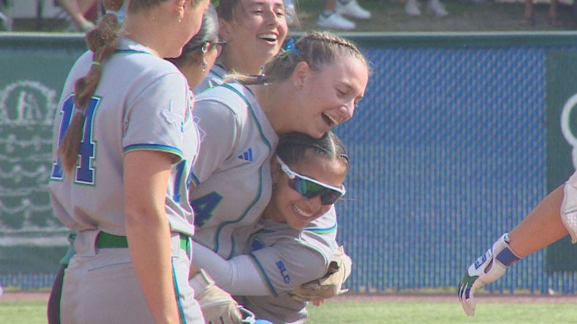 Islanders Softball rallies to walk off Northwestern State in extras