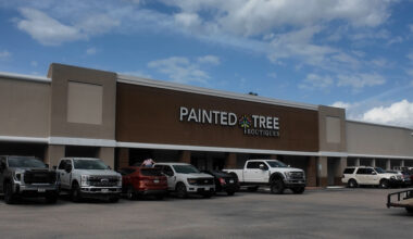 'This is the majority of my income' | Painted Tree closures leave Houston-area small business vendors scrambling