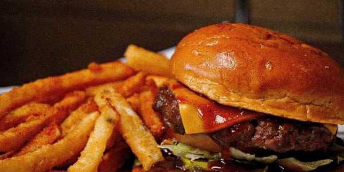 Burger Vault tempts Keller with thick burgers & spicy fries