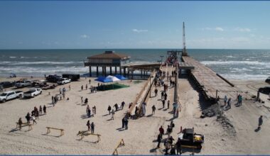 Bob Hall Pier pier work delayed after rain
