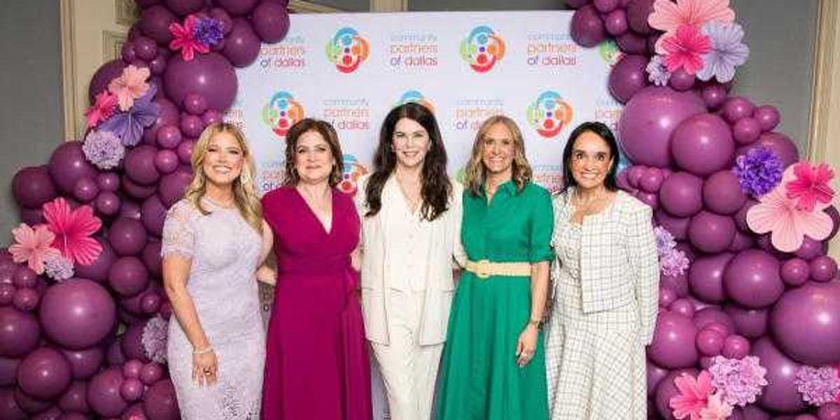 Dallas Chick Lit Luncheon toasts 20 years with Lauren Graham