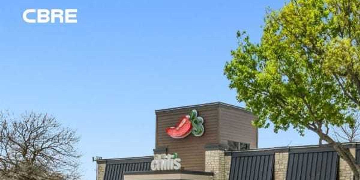 Famous Chili's at 45th and Lamar lot listed for sale
