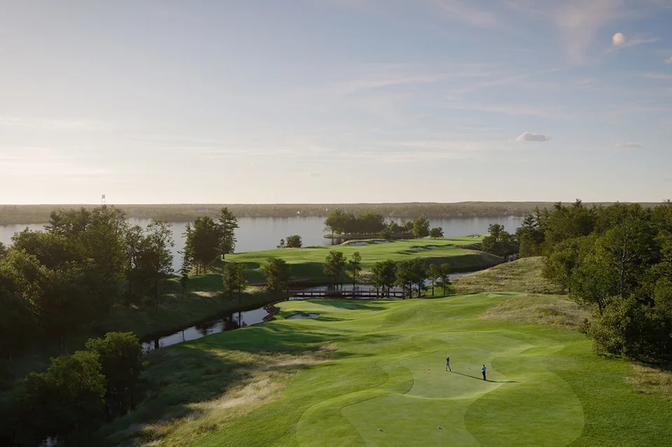 A digitized rendering shows how hole No. 17 will look at the new The Canary course at The Old Mine Club at Long Cove in Malakoff, Texas.
