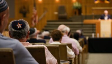 2 young people arrested in alleged plot to attack Houston synagogue members :: WRAL.com