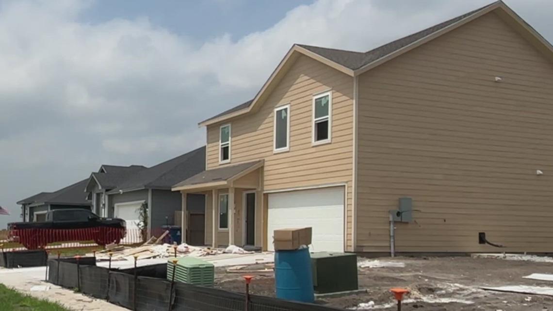 Hundreds of new homes planned, but is there enough water?
