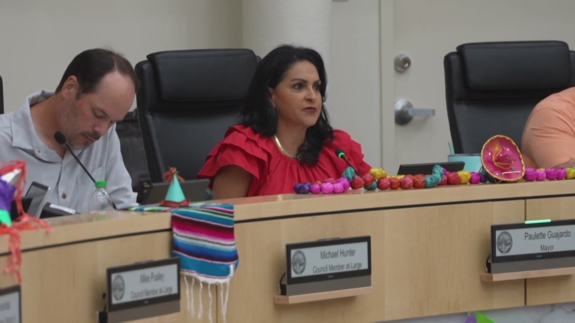 Judge temporarily halts Corpus Christi City Council from moving forward with a vote to remove mayor