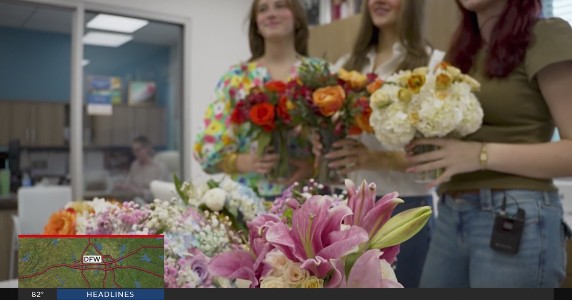 Dallas teens bring flowers — and hope — to people in recovery