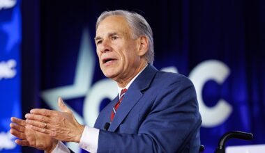 Abbott funding threat forces Houston to roll back sanctuary-style policy