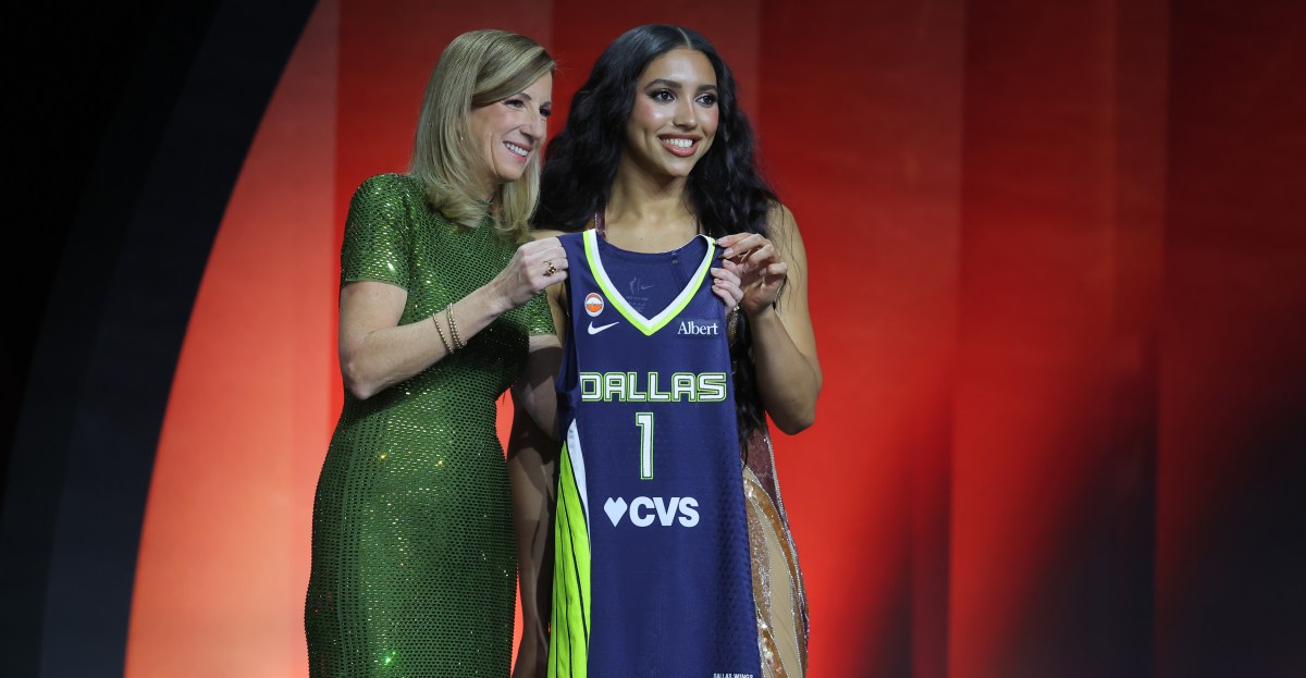 Dallas Wings select Azzi Fudd with first pick of 2026 WNBA Draft