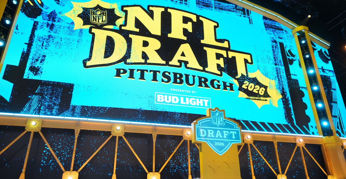 LIVE: Houston Texans 2026 Draft Tracker - Rounds 2 and 3