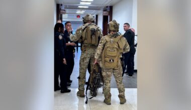 SWAT team called for person at Harris County courthouse