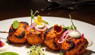 Lively Indian restaurant debuts in Irving with sharp team