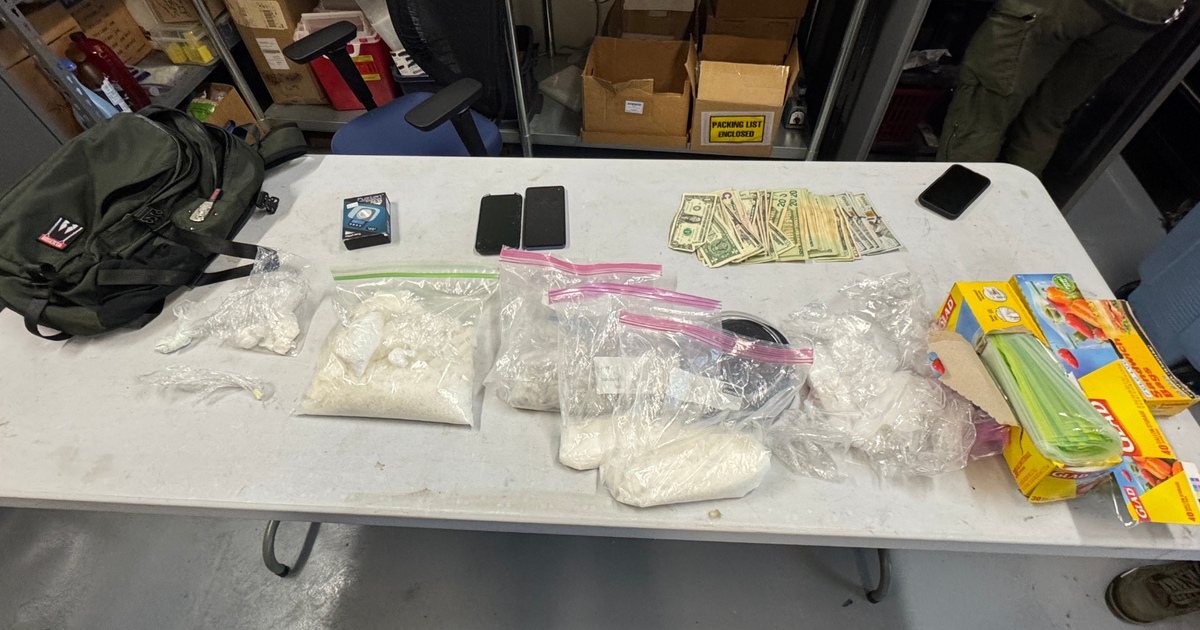 Man arrested after large amount of drugs, cash found in vehicle during Fort Worth traffic stop, sheriff's office says