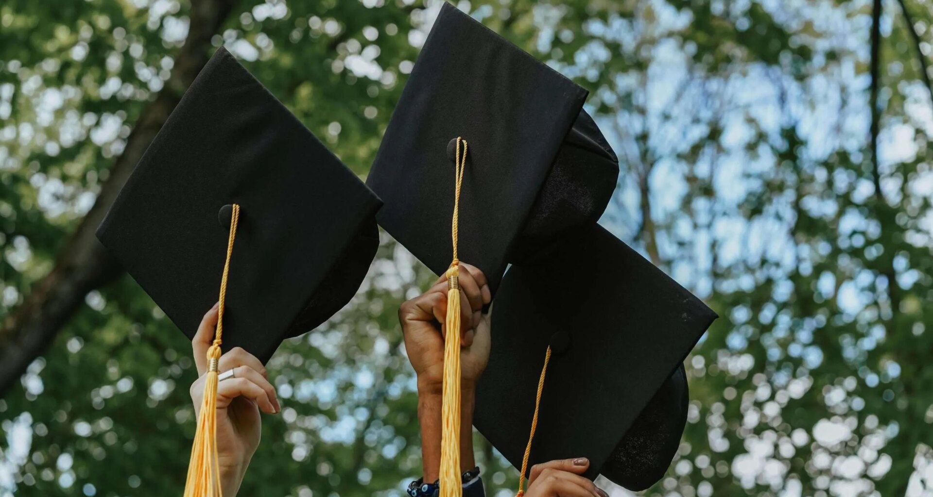 Best Places to Take Graduation Photos in Austin