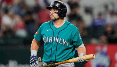 Rangers blank Mariners 3-0 to sweep series