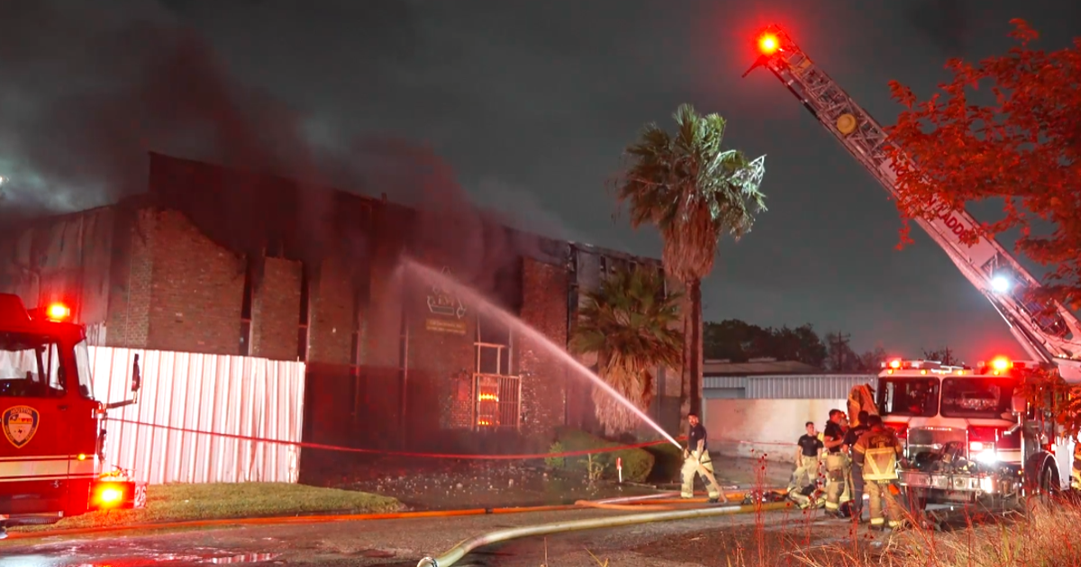 Computer recycling facility catches fire in southeast Houston