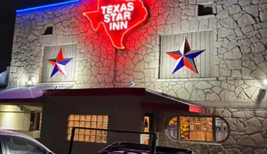20 essential San Antonio dive bars to get your drink on