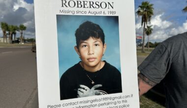 Police to release files in decades-old Elisa Roberson missing teen case