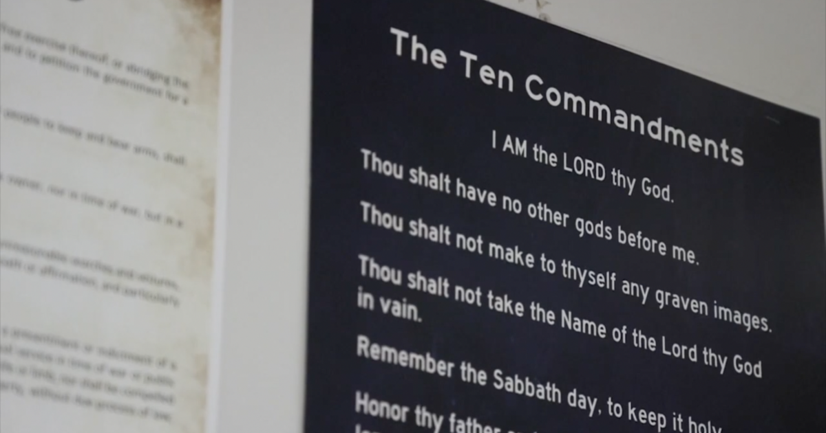 Appeals court upholds Texas law requiring Ten Commandments in schools