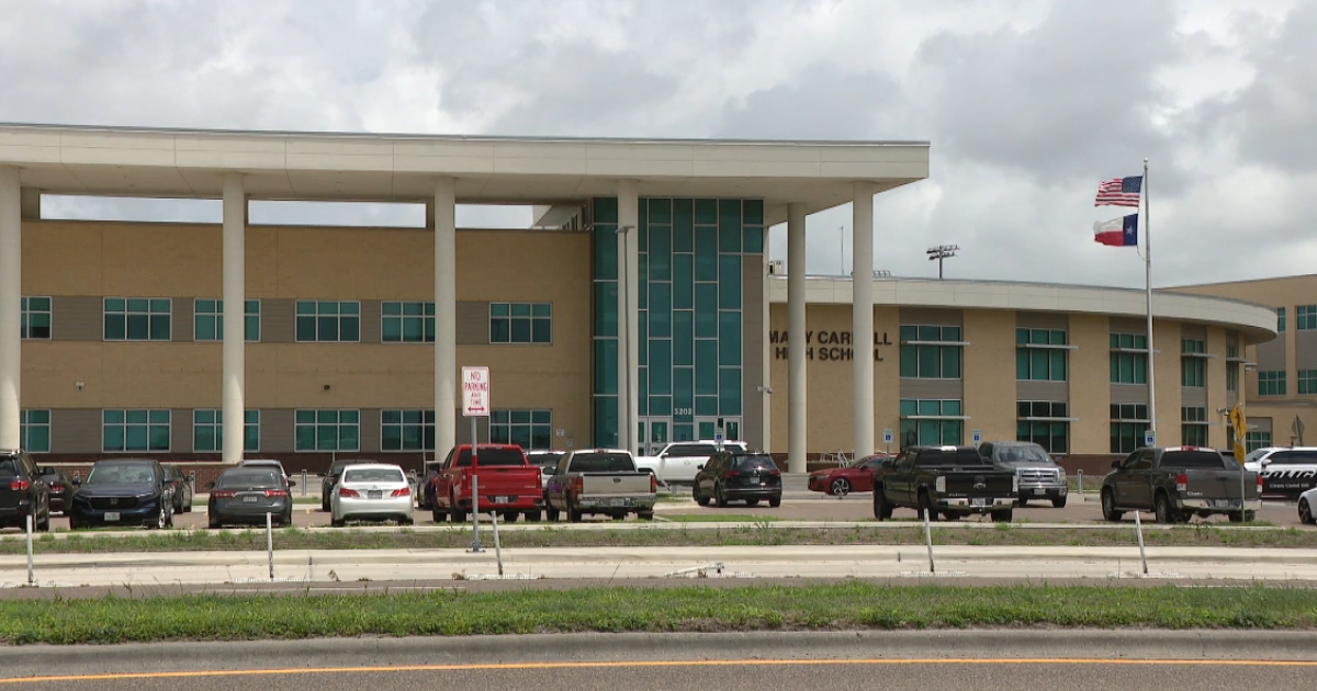 17 who was shot and killed Wednesday night was a Carroll High School student