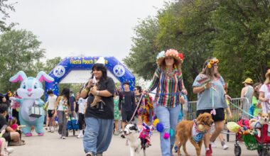 Dog lovers turn out for Fiesta Pooch Parade in Alamo Heights
