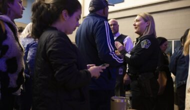 Paxton is investigating APD over its new ICE policy