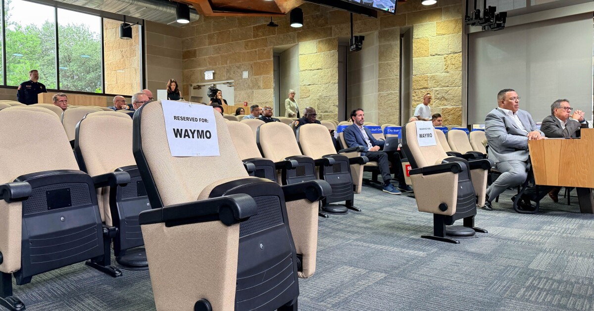Austin shooting raises concerns about driverless vehicles