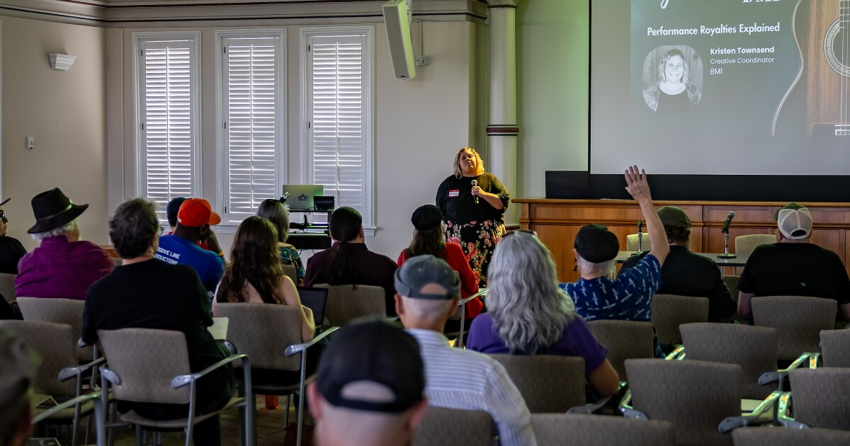 Free classes teach Austin musicians business side of the industry