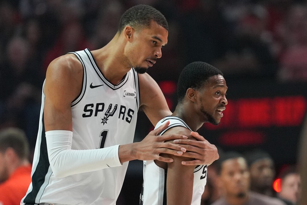 Wembanyama returns from concussion and Spurs beat Blazers 114-93 to go up 3-1 in playoff series