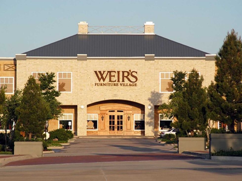 Weir's Furniture Plano