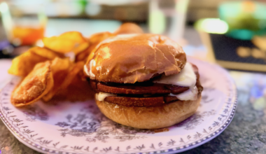 a bologna sandwich sitting on the bar in Dallas.