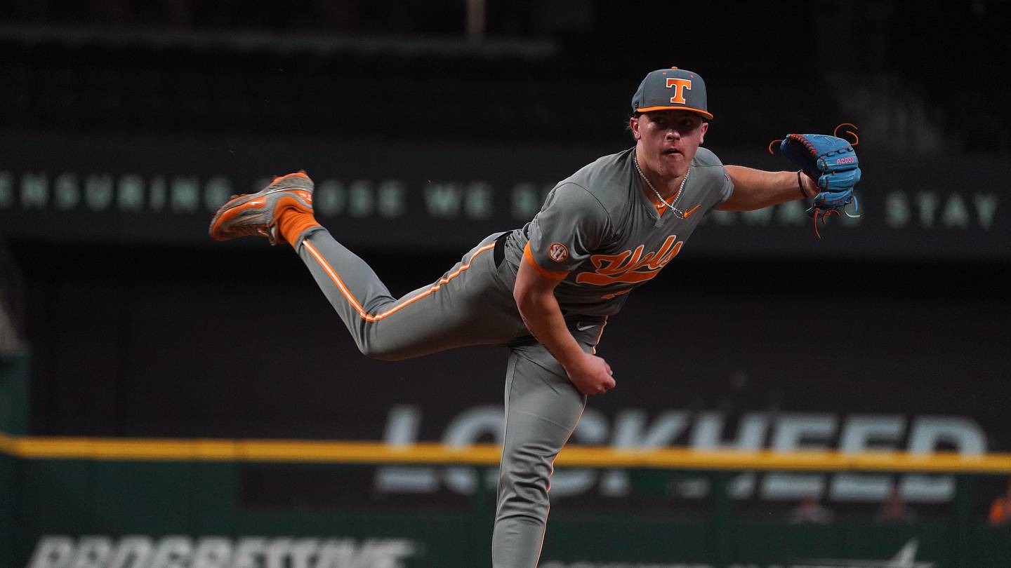TV, Streaming Information for No. 4 Texas vs Tennessee