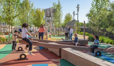 A new park fills the gap over a divisive Dallas freeway