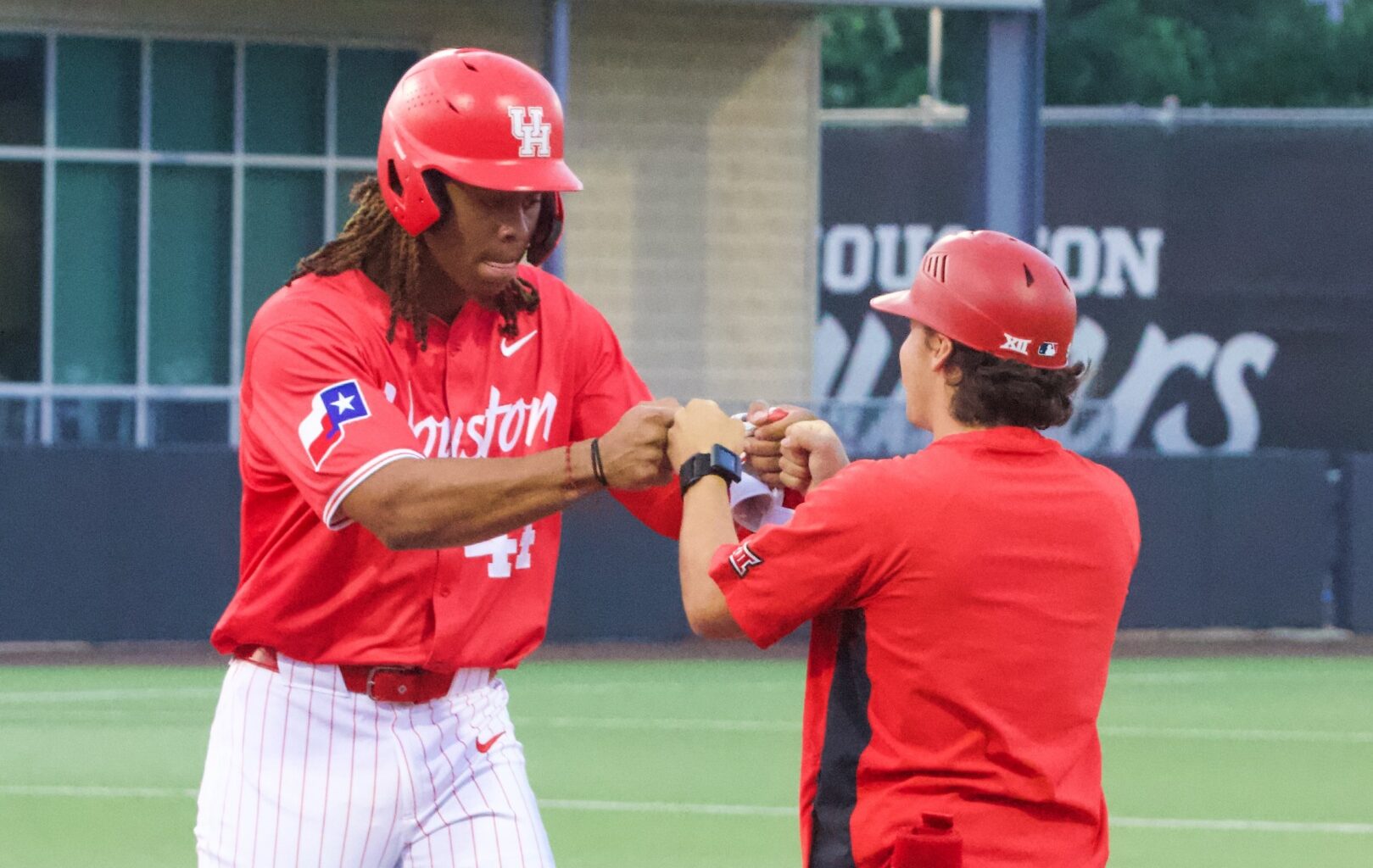 Houston wrangles the McNeese Cowboys at the diamond 4-2