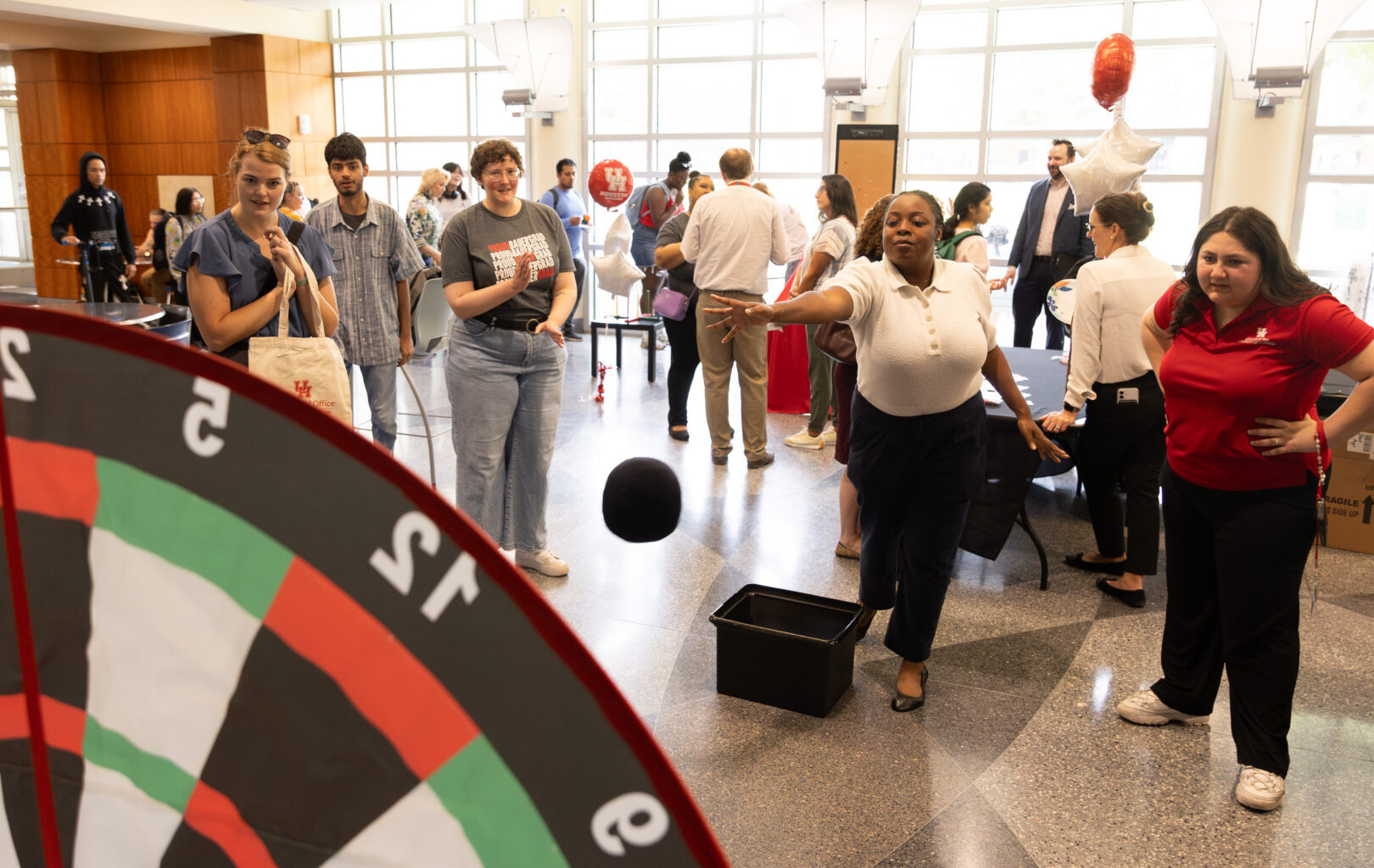 Students, staff celebrate 75 years of MD Anderson Library