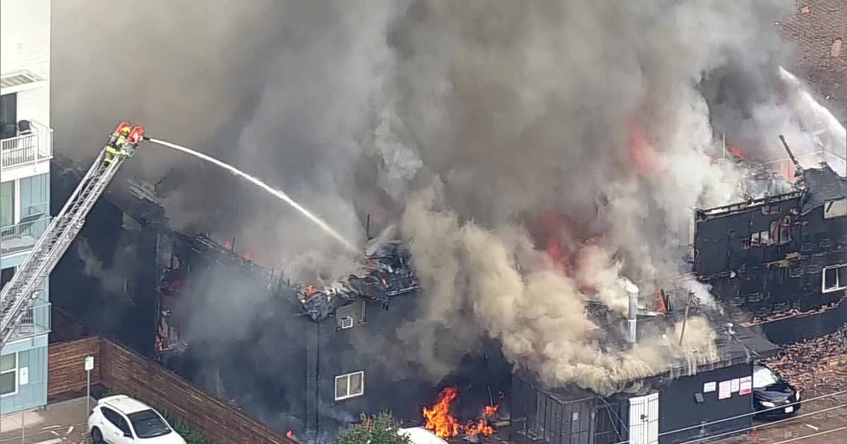 "I'm glad to be alive": Witnesses describe Dallas apartment explosion