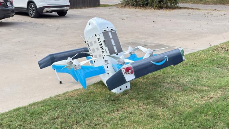 Amazon delivery drone snaps internet cable in Texas