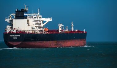 U.S. crude oil exports surge to record as tankers flock to Gulf Coast