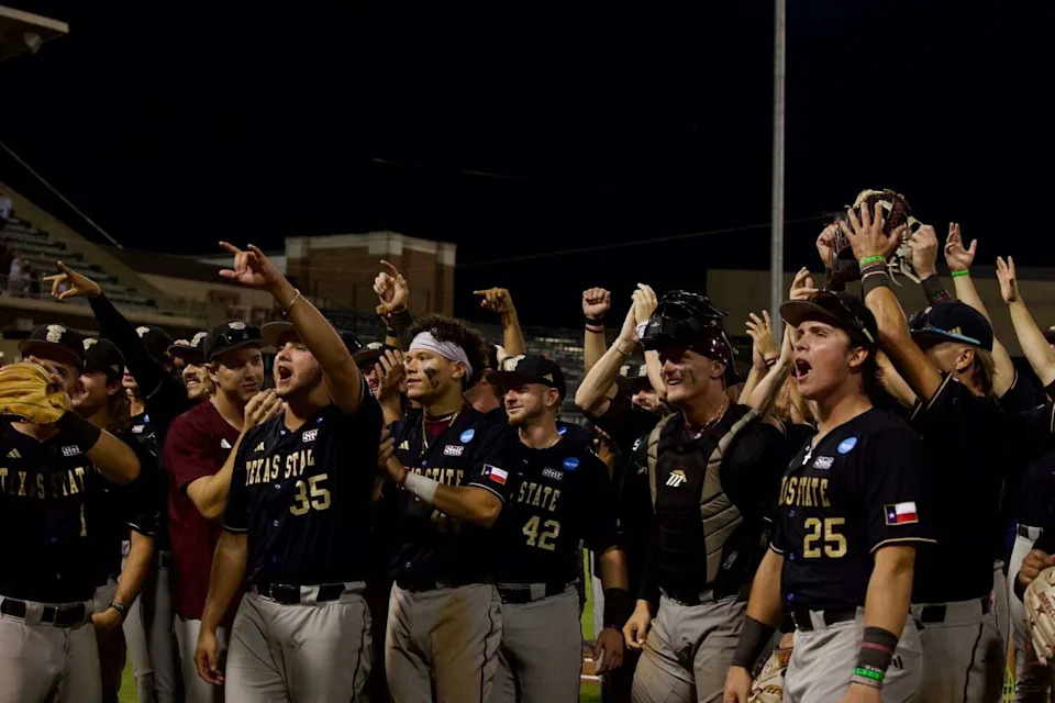 Texas State baseball gathers to celebrate Friday's 5-4 win over USC. (Robert Dempsey/Texas State University)