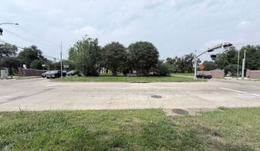 Houston roadway may sit atop hundreds of unmarked graves